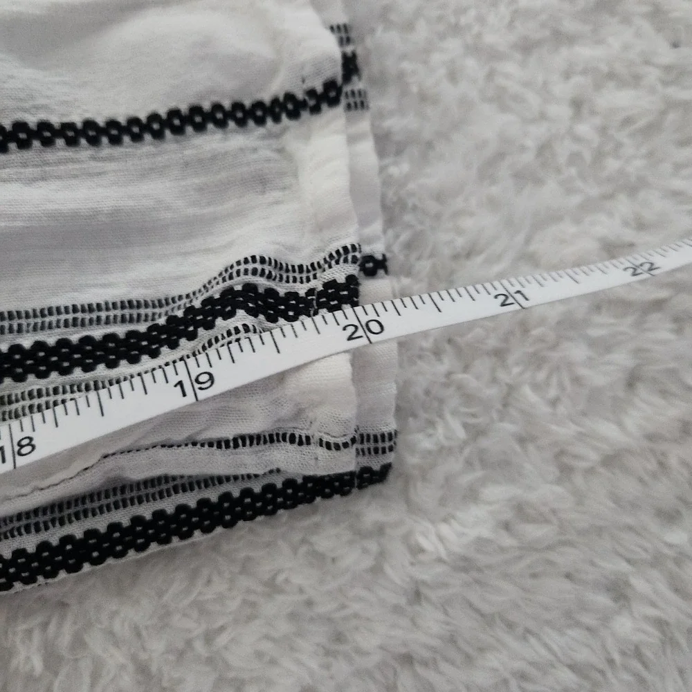 Blue Rain Womens Striped Wide Leg Cropped Pants Black White Linen Blend Medium‎ - Picture 6 of 8
